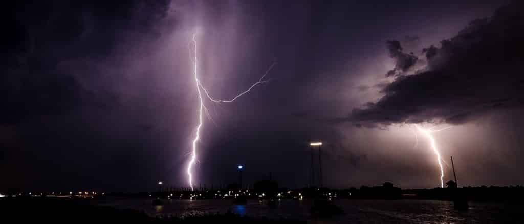 lightning strike injuries